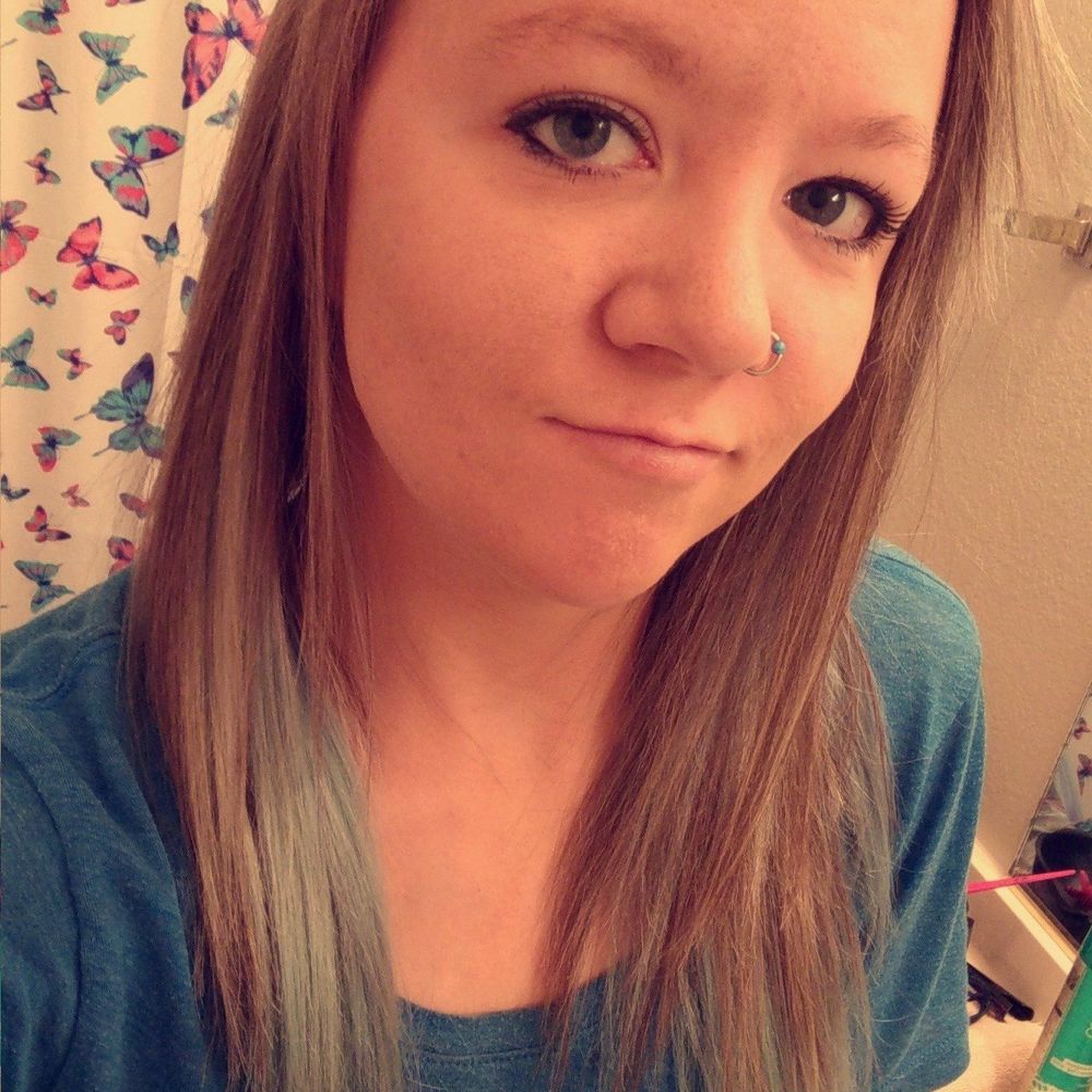 Meet your Posher, Courtney